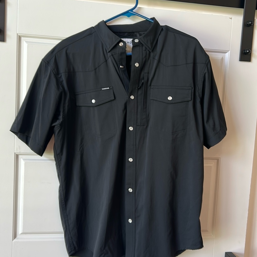 Poncho Outdoors classic western shirt, lightweight, pearl snaps. Med Regular Fit